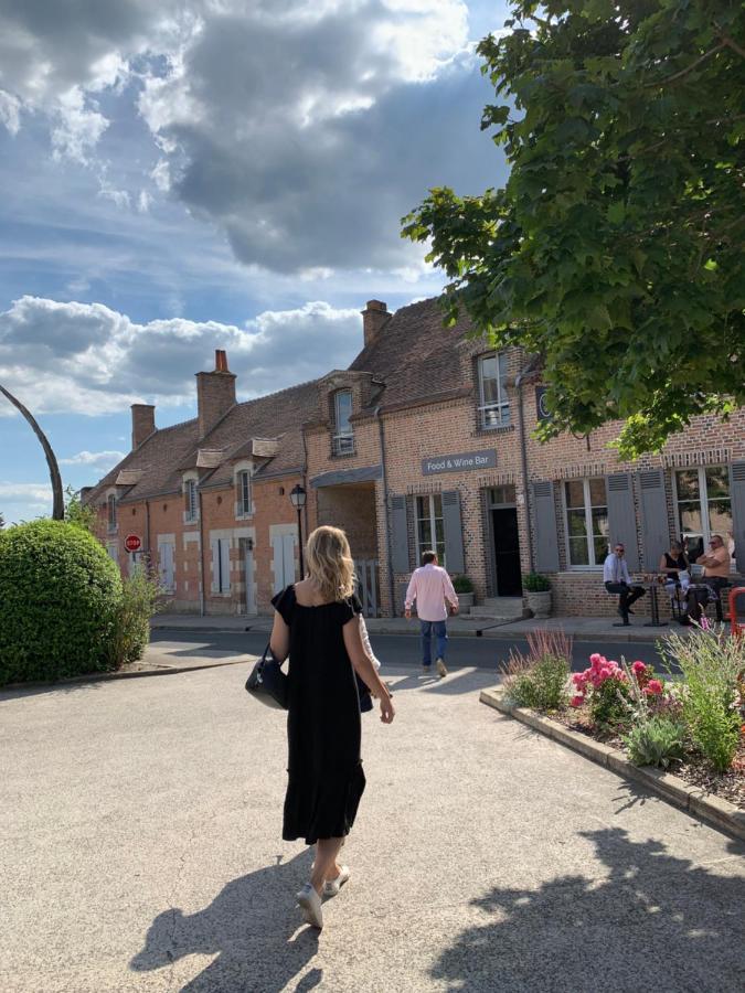 Km 41 Hotel Chaumont-sur-Tharonne Eksteriør billede