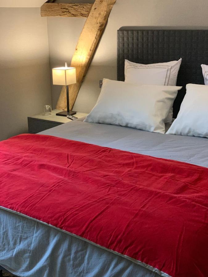 Km 41 Hotel Chaumont-sur-Tharonne Eksteriør billede